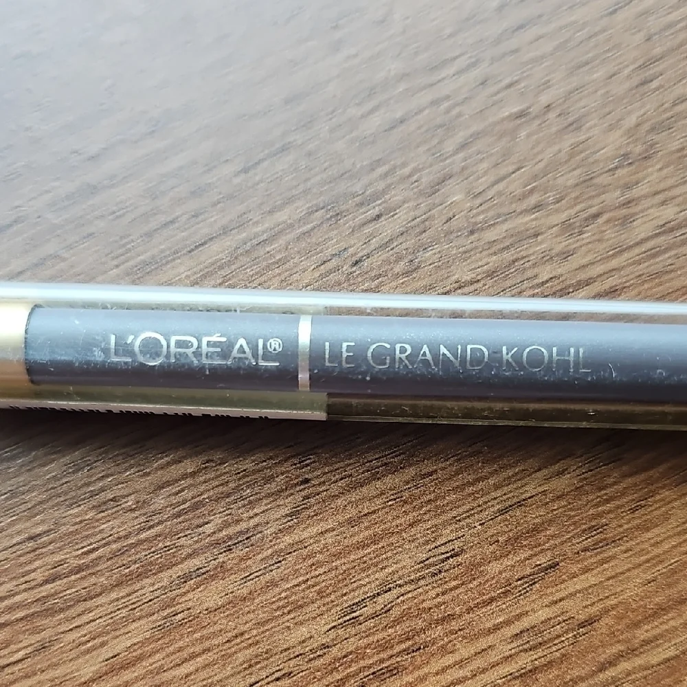 NIB L'Oreal Le Grand Kohl Perfectly Soft Eye Pencil Eyeliner Bleu Gris Blue Grey